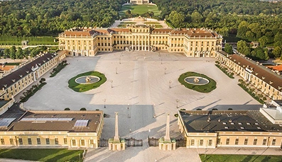 Sch&ouml;nbrunn Palace